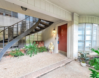 2575 Marilee Lane - Photo Thumbnail 2
