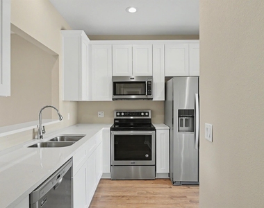 3240 Poe Drive - Photo Thumbnail 3