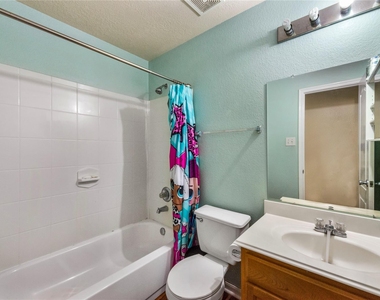3023 Ribbon Creek Way - Photo Thumbnail 10