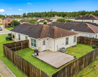 3023 Ribbon Creek Way - Photo Thumbnail 15