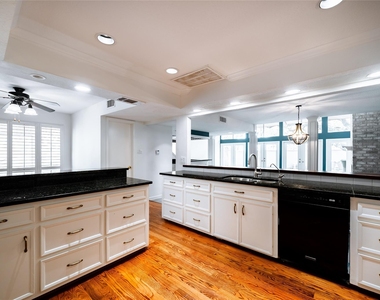 5918 San Felipe St Street - Photo Thumbnail 15