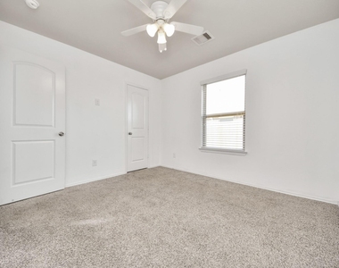 20939 Wedgewood Chase - Photo Thumbnail 39