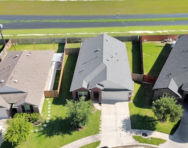 20939 Wedgewood Chase - Photo Thumbnail 42