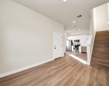 8025 Peachtree Street - Photo Thumbnail 5