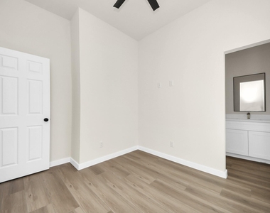 8025 Peachtree Street - Photo Thumbnail 30