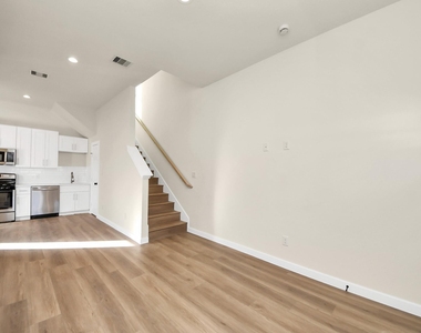 8025 Peachtree Street - Photo Thumbnail 6