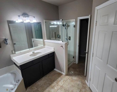 16303 Candlerock Court - Photo Thumbnail 17