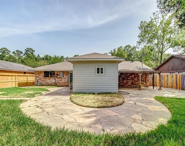 2323 Tinechester Drive - Photo Thumbnail 23