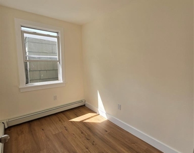 712-714 Warren - Photo Thumbnail 6
