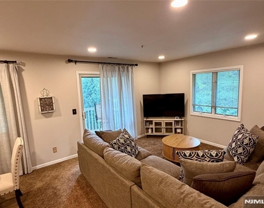130 Orchard - Photo Thumbnail 9