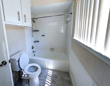 1310 S Kirkwood Road - Photo Thumbnail 19