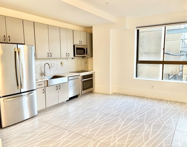 2201 Market Street - Photo Thumbnail 2