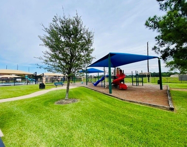11902 Solon Springs Drive - Photo Thumbnail 43