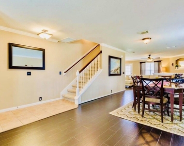 11902 Solon Springs Drive - Photo Thumbnail 7