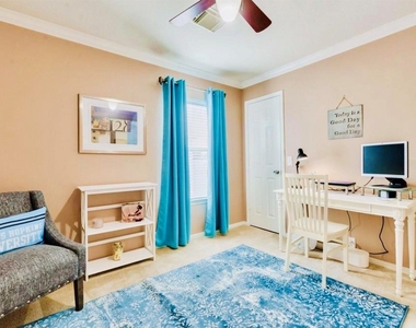 11902 Solon Springs Drive - Photo Thumbnail 25