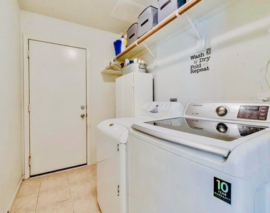 11902 Solon Springs Drive - Photo Thumbnail 20