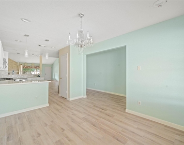 10950 Linden Gate Drive - Photo Thumbnail 4