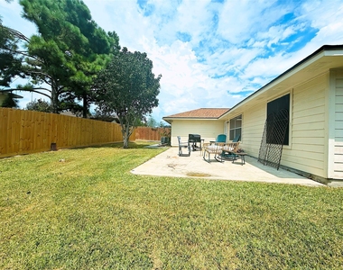 10950 Linden Gate Drive - Photo Thumbnail 22