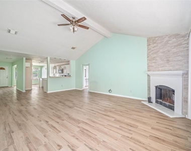 10950 Linden Gate Drive - Photo Thumbnail 8