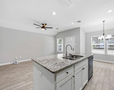 3425 Mount Pleasant Street - Photo Thumbnail 9