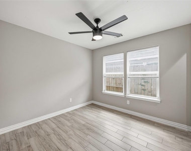 3425 Mount Pleasant Street - Photo Thumbnail 15