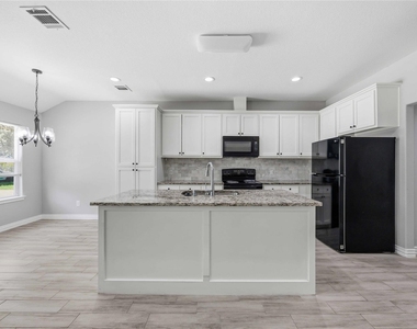 3425 Mount Pleasant Street - Photo Thumbnail 6
