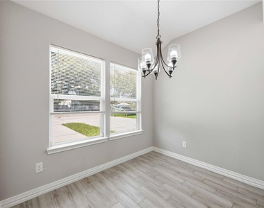 3425 Mount Pleasant Street - Photo Thumbnail 5