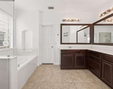 5519 Jay Thrush Drive - Photo Thumbnail 26
