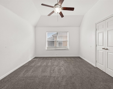 5519 Jay Thrush Drive - Photo Thumbnail 39