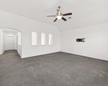5519 Jay Thrush Drive - Photo Thumbnail 33