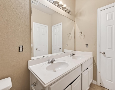 5519 Jay Thrush Drive - Photo Thumbnail 34