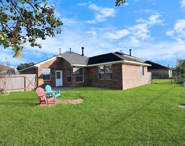 21527 Bedias Creek Drive - Photo Thumbnail 17