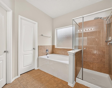 3508 Oakville Drive - Photo Thumbnail 28