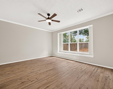 3508 Oakville Drive - Photo Thumbnail 24