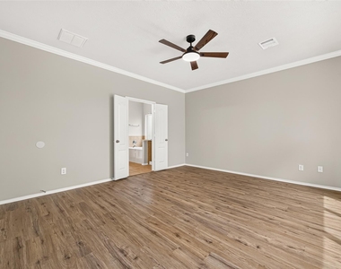 3508 Oakville Drive - Photo Thumbnail 26