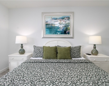 25080 Peacock Lane - Photo Thumbnail 36