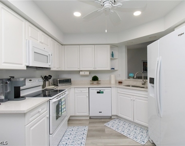 25080 Peacock Lane - Photo Thumbnail 16