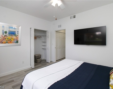 25080 Peacock Lane - Photo Thumbnail 33