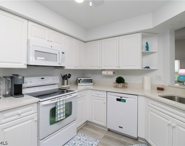 25080 Peacock Lane - Photo Thumbnail 17