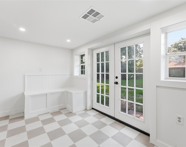 4709 Nina Lee Lane - Photo Thumbnail 15