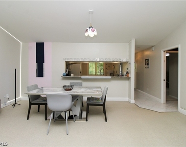 5767 Deauville Circle - Photo Thumbnail 20