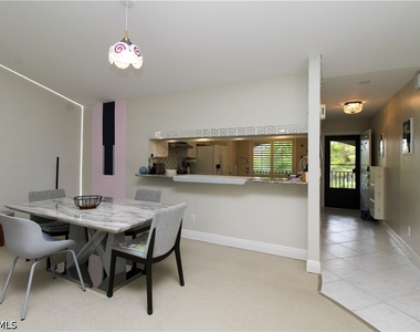 5767 Deauville Circle - Photo Thumbnail 18