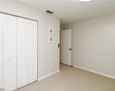 5767 Deauville Circle - Photo Thumbnail 31