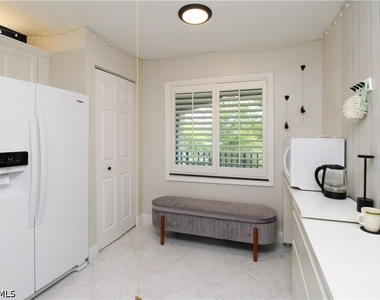 5767 Deauville Circle - Photo Thumbnail 18