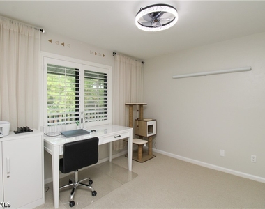 5767 Deauville Circle - Photo Thumbnail 35