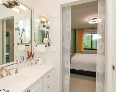 5767 Deauville Circle - Photo Thumbnail 48