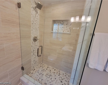 7761 Jewel Lane - Photo Thumbnail 3