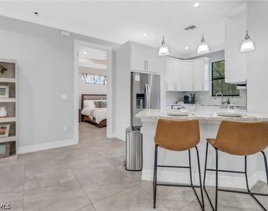 332 14th Street Se - Photo Thumbnail 12