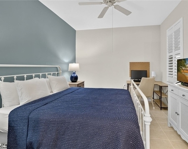 3820 Sawgrass Way - Photo Thumbnail 18