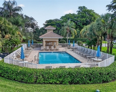 3820 Sawgrass Way - Photo Thumbnail 24